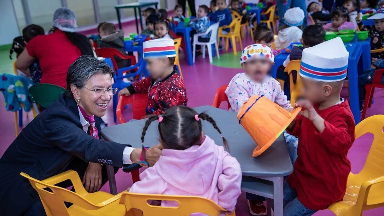 La alcaldesa de Bogotá, Claudia López, inauguró el mega jardín infantil Nuevo Acacias, en la localidad Rafael Uribe Uribe.