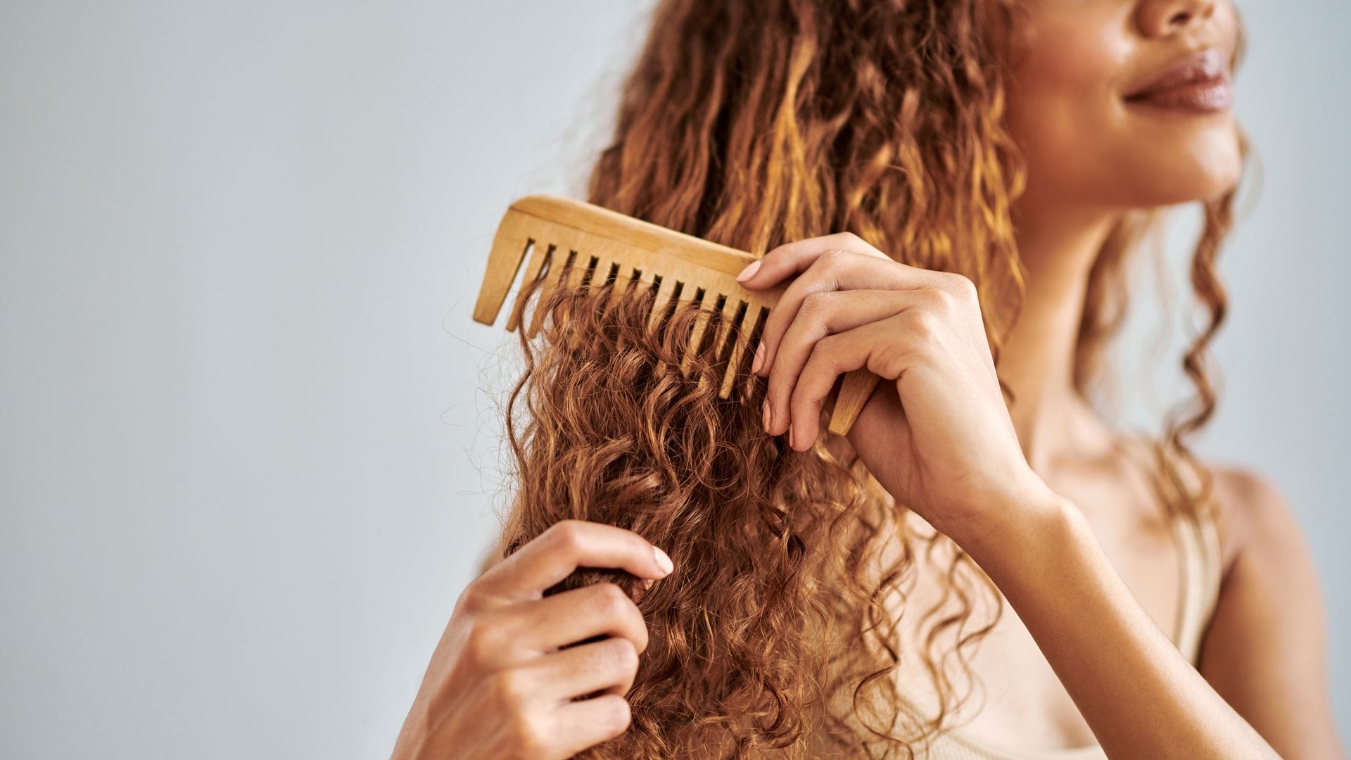 Remedios caseros para engrosar el cabello: así se preparan
