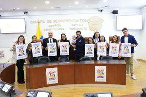 Radicación del proyecto de ley que busca garantizar acceso al Programa Madre Canguro en todo Colombia.