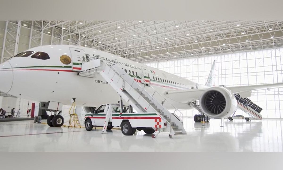 AMLO confirmó venta del lujoso avión del a Presidencia de México. La plata será usada para construir dos hospitales.