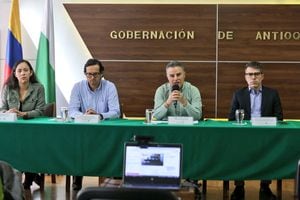 De acuerdo con Gaviria Correa, en esas zonas se tiene presencia de grupos armados, según lo demuestra la información que entrega la comunidad