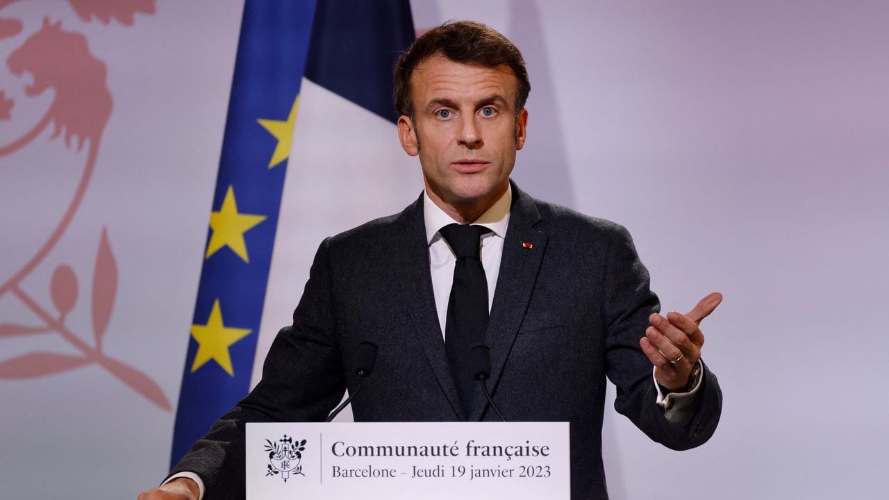 El presidente Macron afirmó que subirían la edad para pensionarse de 62 a 64 años en Francia. Foto: AFP.