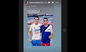 El extremo del Liverpool recuerda una foto con James en un entrenamiento con la Selección Colombia.