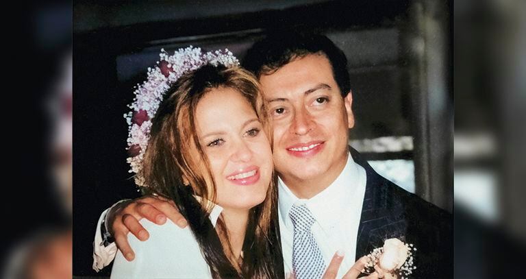 Gustavo Petro y Verónica Alcocer se casaron pocos meses después de conocerse. “Que bonitos ojos”, fue el primer piropo que le dijo. 