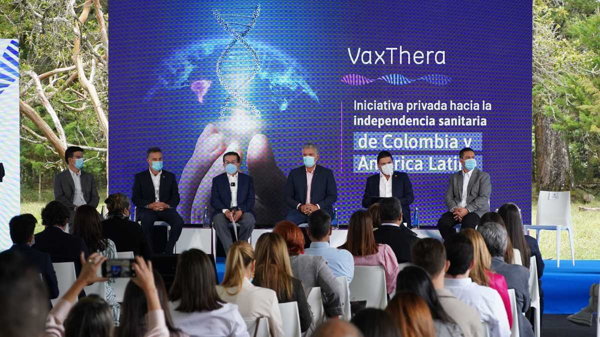En Rionegro, se dio el inicio de obras de la planta de VaxThera, la cual espera empezar operaciones en 2023.