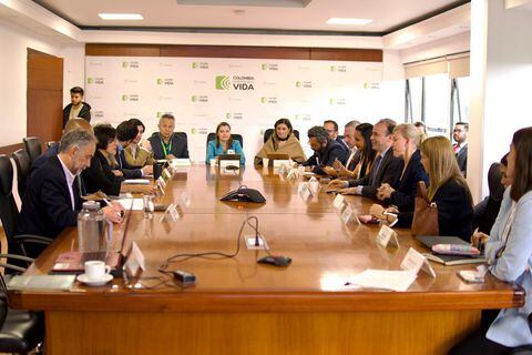 En Bogotá están reunidos la ministra Susana Muhamad, el canciller (e) Luis Gilberto Murillo, el alcalde Alejandro Eder y la gobernadora Dilian Francisca Toro.