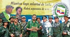   El Paisa, junto a Iván Márquez y al ya fallecido Jesús Santrich abandonaron el acuerdo de paz, retomaron las armas y ahora se esconden en Venezuela mientras realizan acciones criminales.