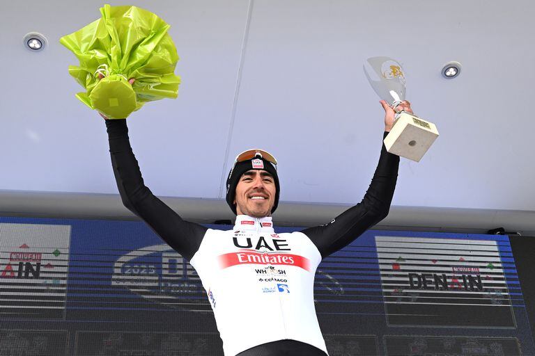 El pedalista del UAE Emirates Juan Sebastián Molano, fue el más rápido en el Gran Premio de Denain, en Francia.