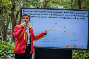 Alcaldesa Claudia López entregando el balance de seguridad en Bogotá en lo corrido de 2022.