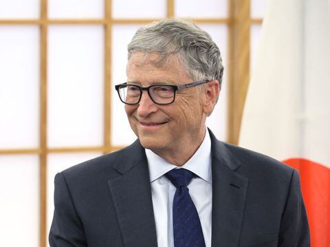 Bill Gates muestra su preocupación genuina por los efectos de la inteligencia artificial, haciendo hincapié en la presencia de riesgos reales.
