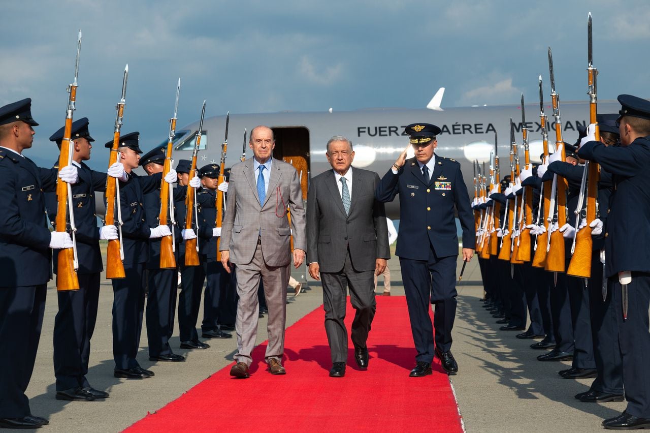 Presidente de México, Andrés Manuel López Obrador, llegó a Colombia para reunirse con Gustavo Petro
