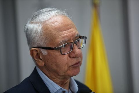 Guillermo Alfonso Jaramillo
Ministro de Salud, rueda de prensa Covid