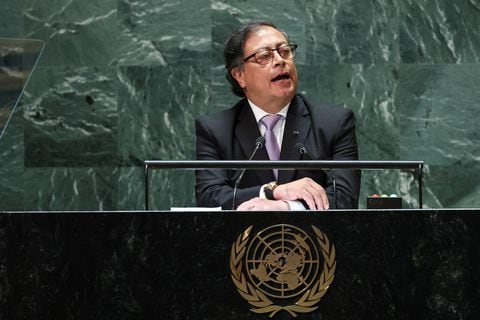 Gustavo Petro - UN