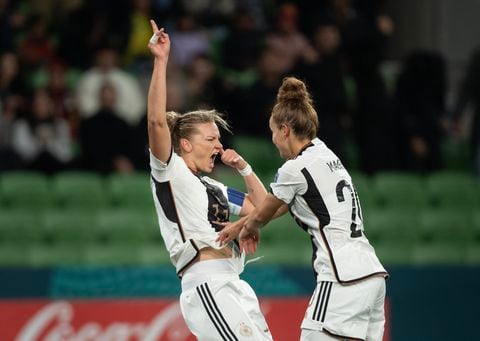 Alemania comenzó goleando 6-0 a Marruecos.