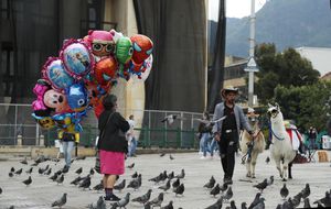 Vendedores ambulantes en el centro de Bogotá
