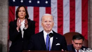 El presidente de los Estados Unidos, Joe Biden, pronuncia su tercer discurso sobre el estado de la Unión en la Cámara de Representantes del Capitolio de los Estados Unidos en Washington, DC, EE. UU., el 7 de marzo de 2024.