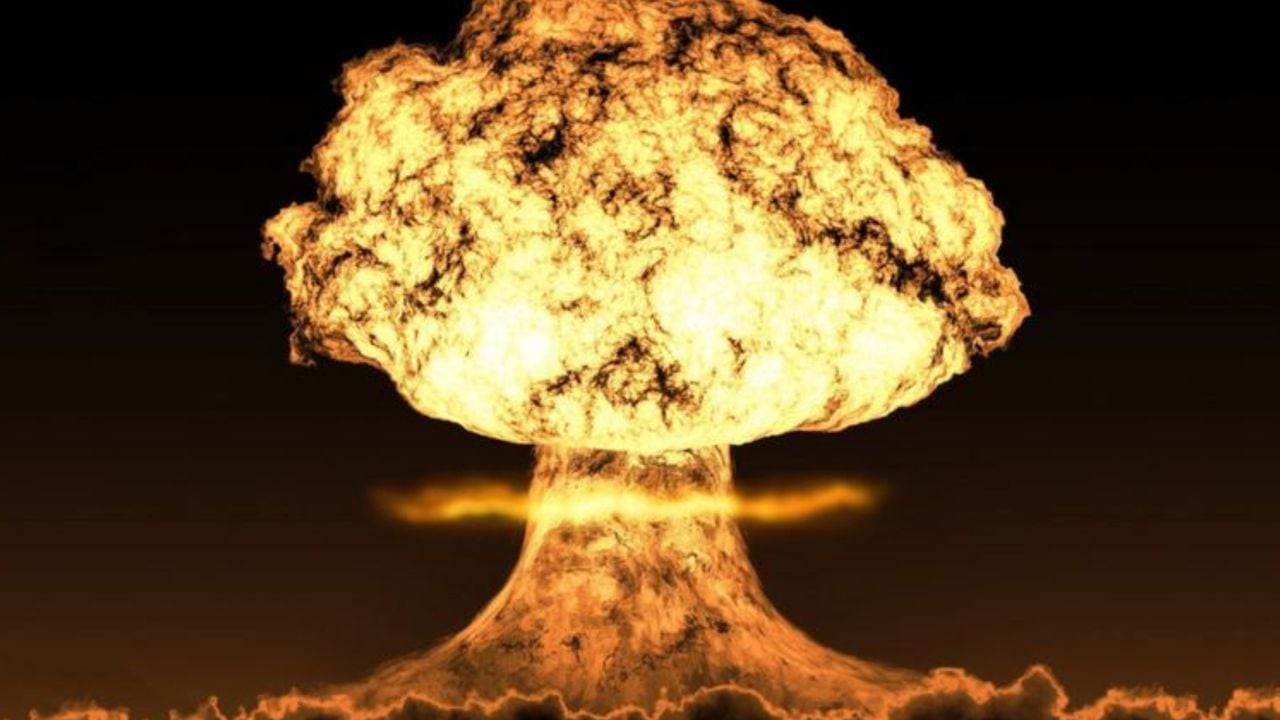 Explosión de bomba atómica.