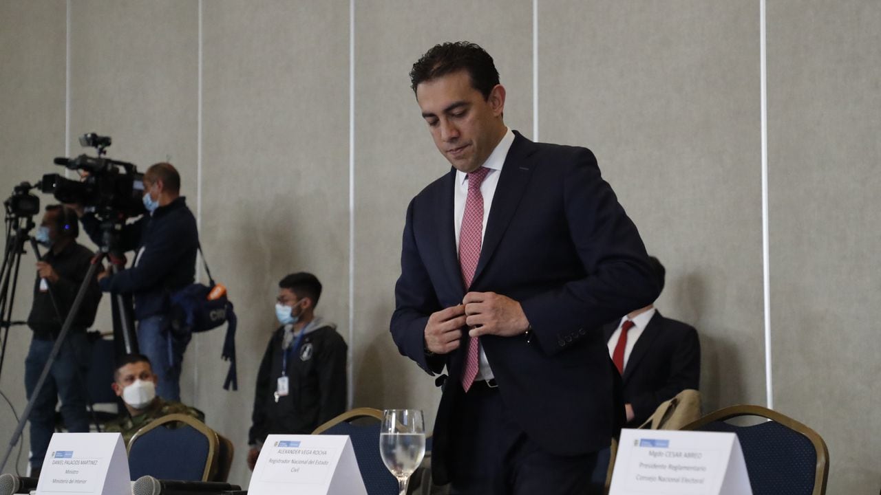 Registrador Alexander  Vega y Ministro del Interior Daniel Palacios, adelantan la  Comisión Nacional de Garantías Electorales