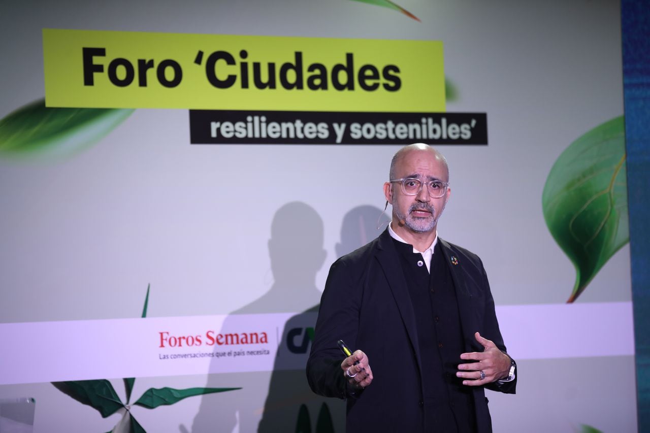 Profesor John E. Fernández, director de la Iniciativa de Soluciones Ambientales del MIT