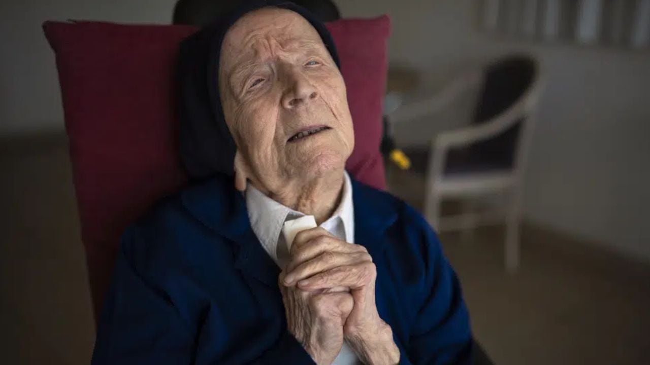 Con 118 años de edad, Lucile Randon falleció mientras se encontraba durmiendo. Dicen que su deceso fue a las 2 de la mañana