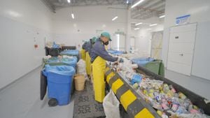 En el Aeropuerto El Dorado se desarrollan labores de reciclaje.