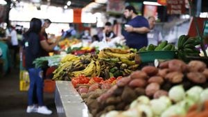 Plazas de mercado de El Porvenir y Alameda no reportan escasez de alimentos.