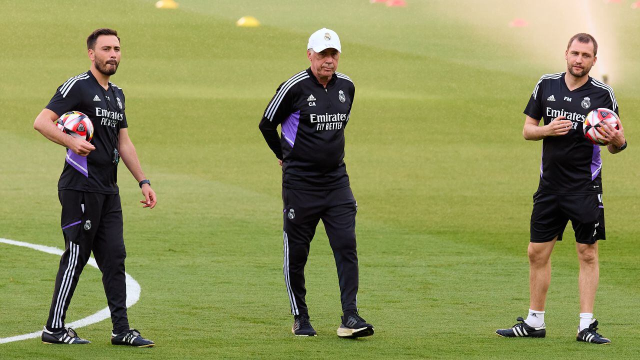 SEVILLE, SPAIN - MAY 05: Carlo Ancelotti, manager of Real Madrid and his staff members interact during the Training session at Estadio de La Cartuja on May 05, 2023 in Seville, Spain. Real Madrid will face CA Osasuna in the Copa del Rey final on May 6, 2023. (Photo by Getty Images/Fran Santiago)