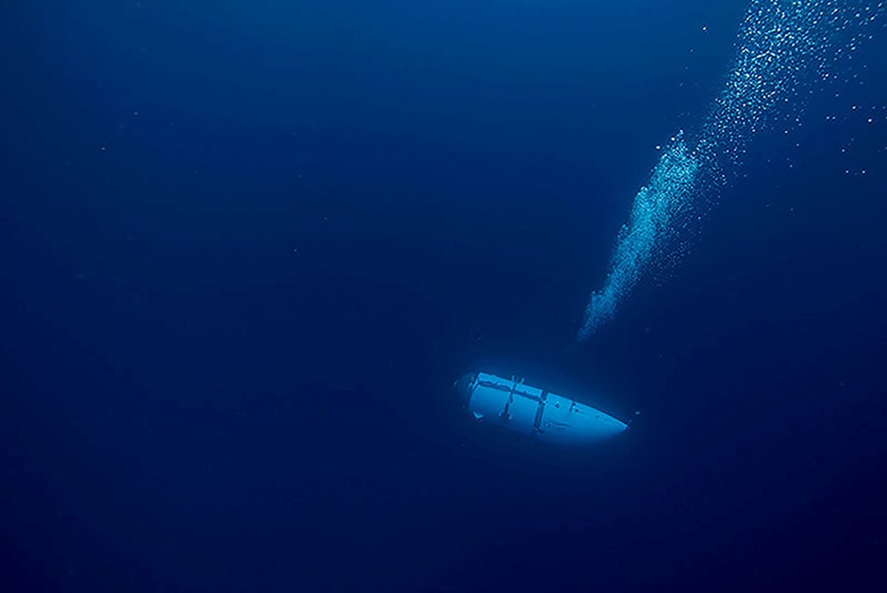 The Titan submersible, operated by OceanGate Expeditions to explore the wreckage of the sunken SS Titanic off the coast of Newfoundland, dives in an undated photograph.  OceanGate Expeditions/Handout via REUTERS  NO RESALES. NO ARCHIVES. THIS IMAGE HAS BEEN SUPPLIED BY A THIRD PARTY.