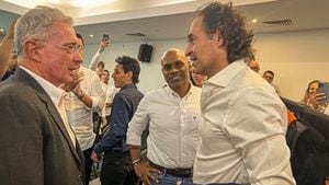 Álvaro Uribe y Federico Gutiérrez se reunieron este lunes 31 de julio en Medellín.
