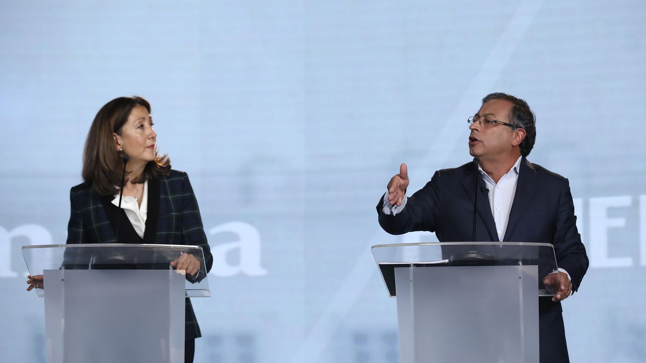 Ingrid Betancourt y Gustavo Petro debate los que son semana y el tiempo