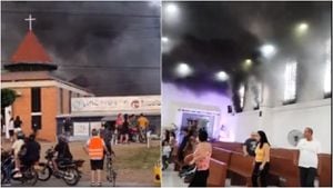 Incendio voraz consume la Iglesia Divino Niño en Villa del Rosario, Norte de Santander
