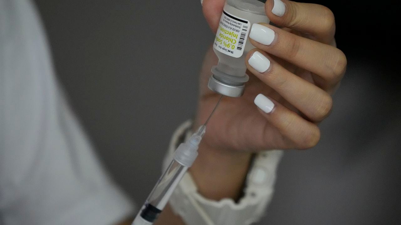 Secretaría de Salud de Bogotá advirtió que “la ciudad tiene cantidades limitadas de la vacuna Pfizer”