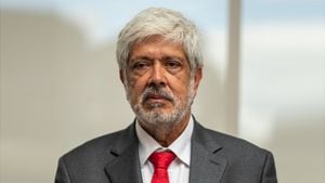 Ministro de Comercio, Darío Germán UmañaMinistros Gustavo PetroCESAR CARRION / Presidencia