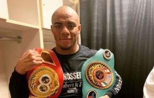 Óscar Rivas hace historia y se convierte en campeón Mundial de Boxeo