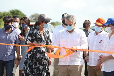 Presidente Iván Duque inaugura obras en la vía Cartagena - Barranquilla.