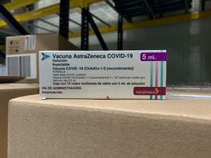 Colombia recibió 163.200 de dosis de vacunas del laboratorio AstraZeneca mediante el acuerdo bilateral con esta farmacéutica.