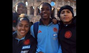 Las jugadoras de la Selección Colombia Femenina durante la visita a Roma.