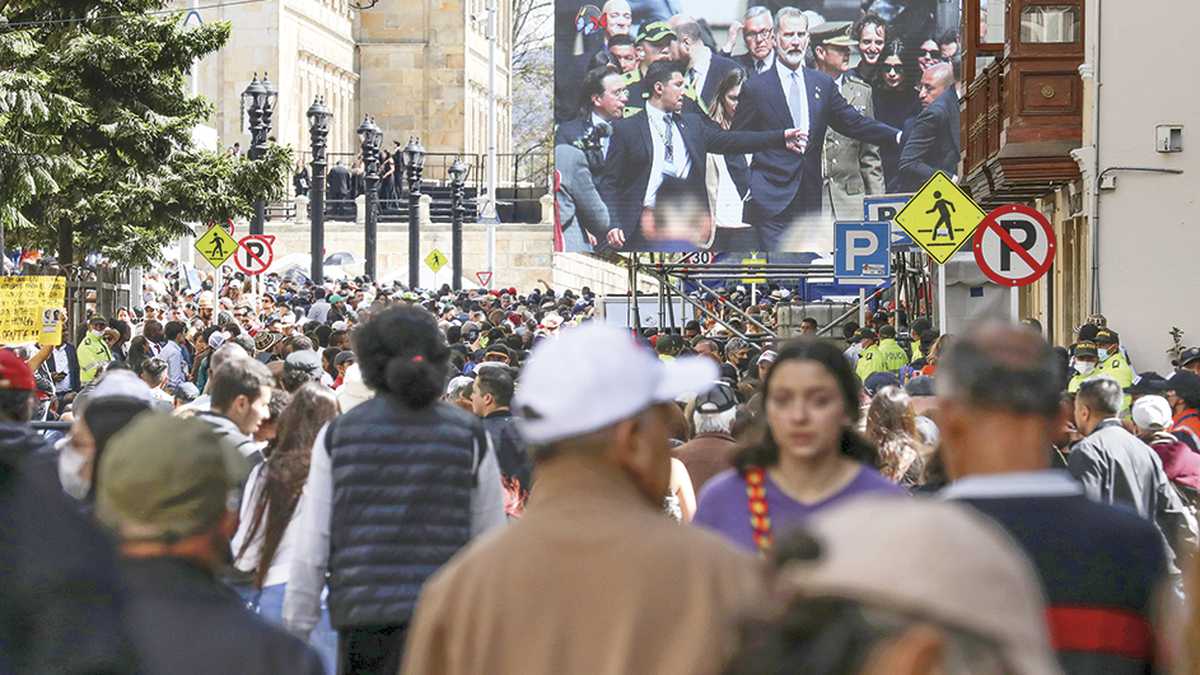 Cientos de miles de personas acudieron a celebrar la posesión de Gustavo Petro. 