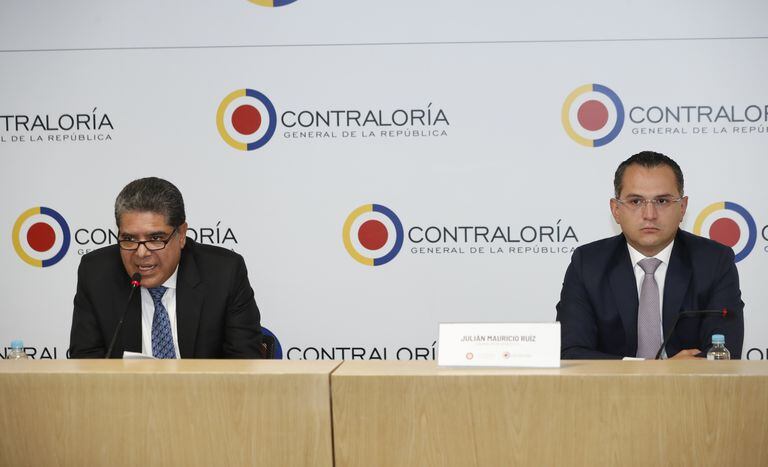 Contralor General y Contralor distrital 
Carlos Hernán Rodríguez y Julián Mauricio Ruiz