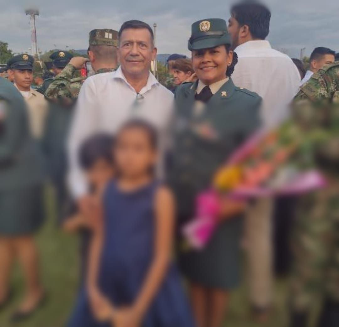 Sargento Karina Ramírez y su familia.