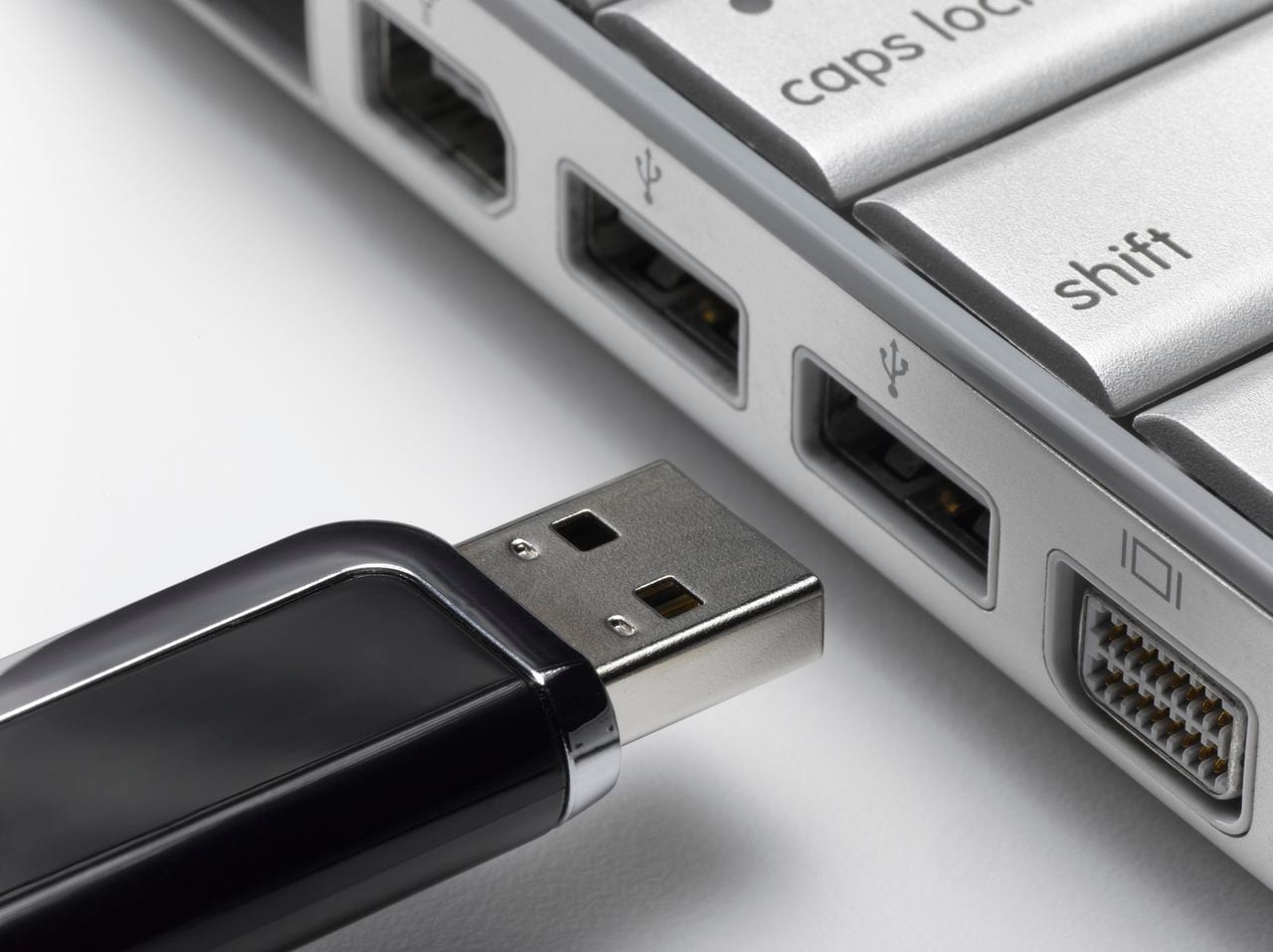 Por este motivo no se deberían guardar archivos importantes en una memoria  USB
