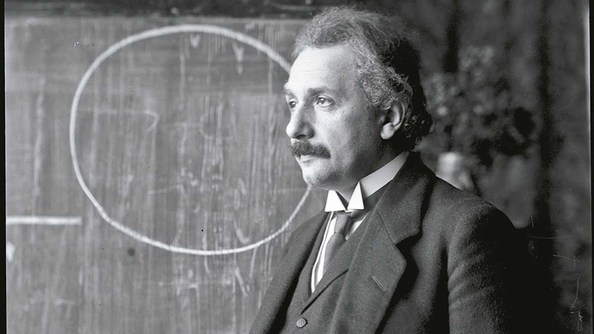 El manuscrito de Albert Einstein se vendió por 11,7millones de euros. 