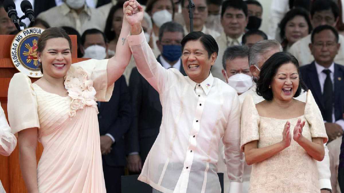 La hija del presidente saliente, Sara Duterte, asumió como vicepresidente del país.