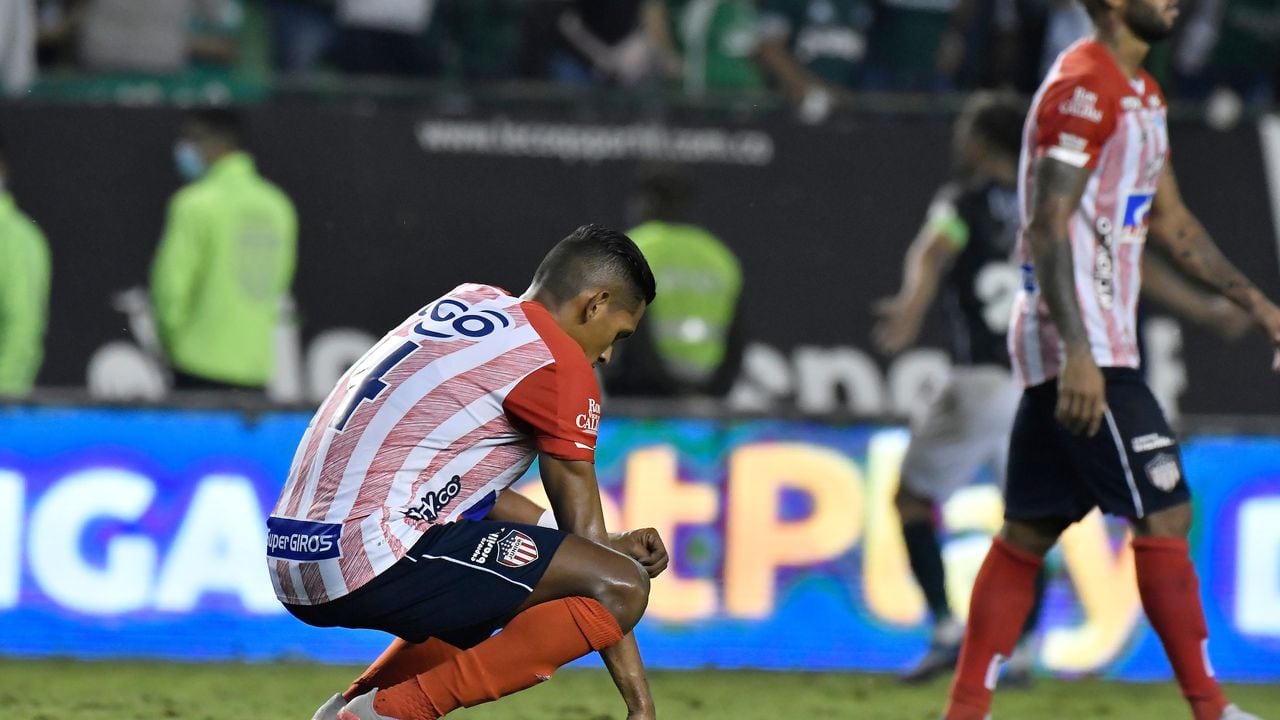 Homer Martinez del Junior luce decepcionado tras la eliminación de su equipo en Palmaseca