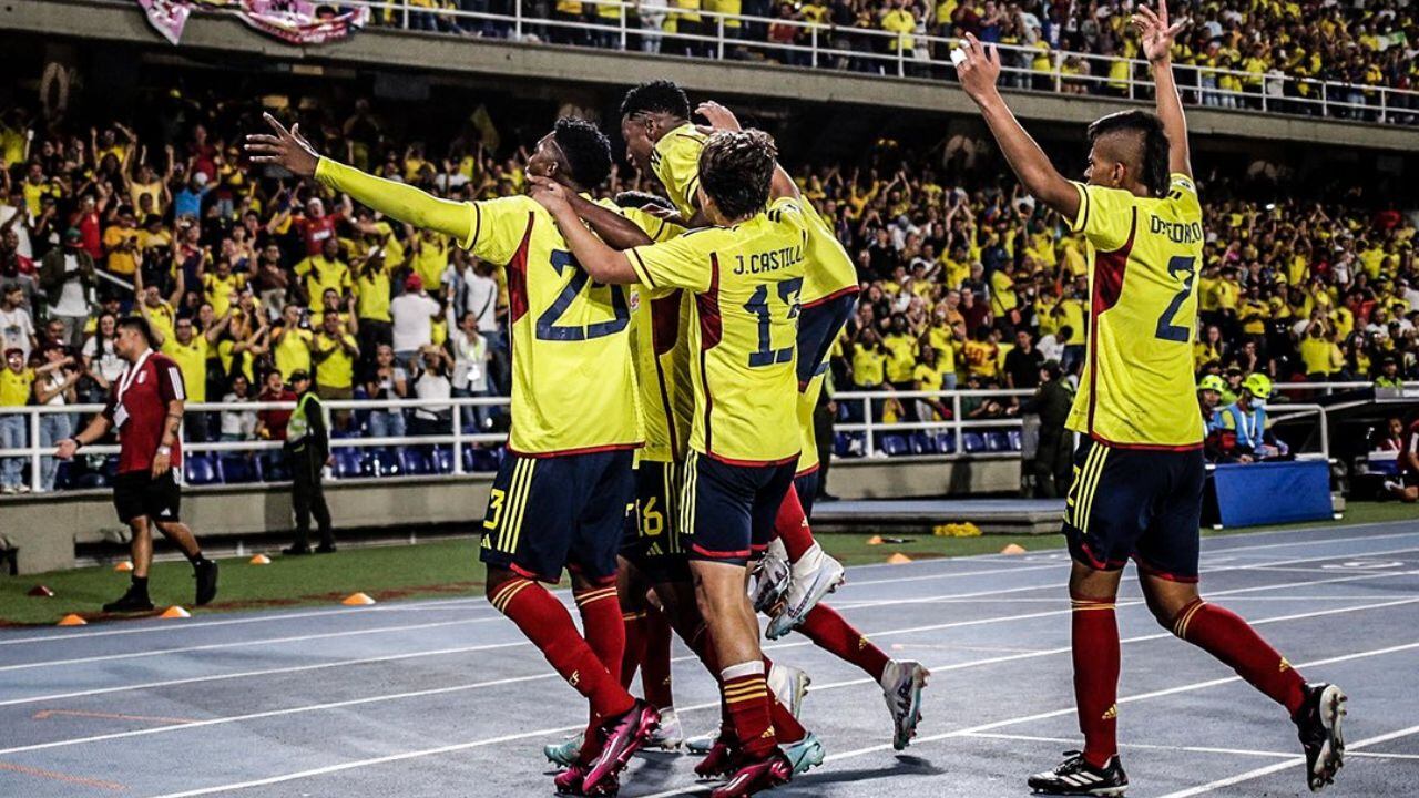Selección Colombia tiene que ganar sí o sí ante Brasil para seguir con vida en el torneo.