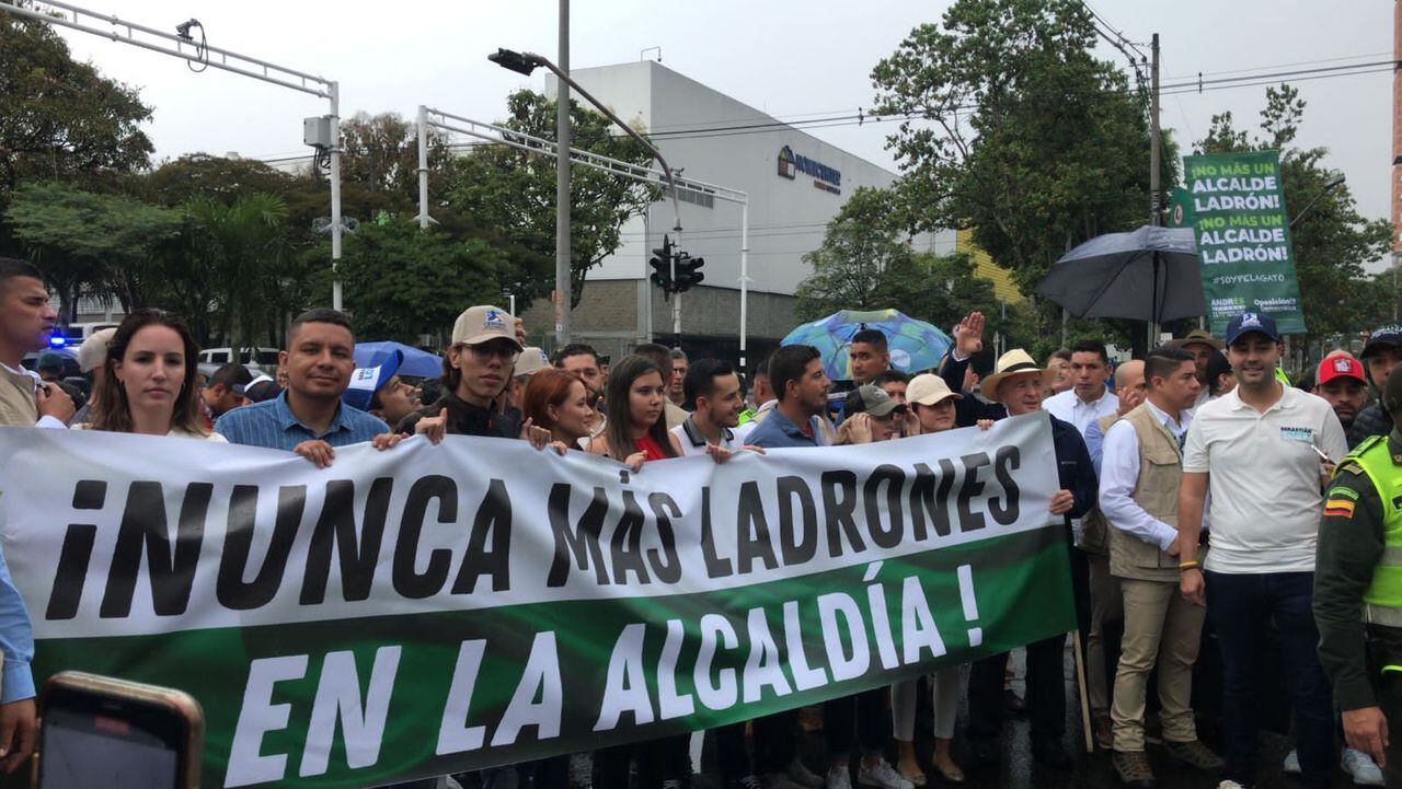 "¡Nunca más ladrones en la Alcaldía!", ese es el lema de la marcha.