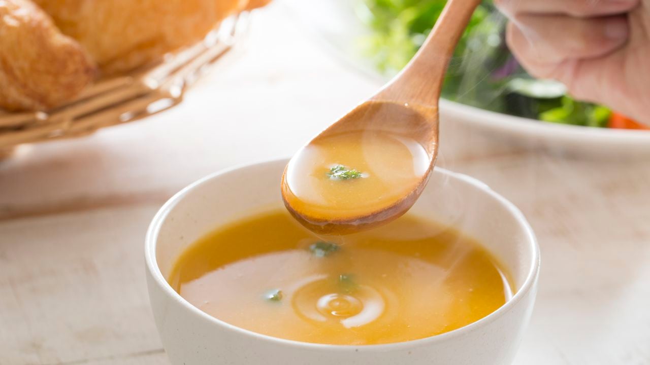 Sopa 'quemagrasa': así se puede consumir para bajar de peso rápidamente