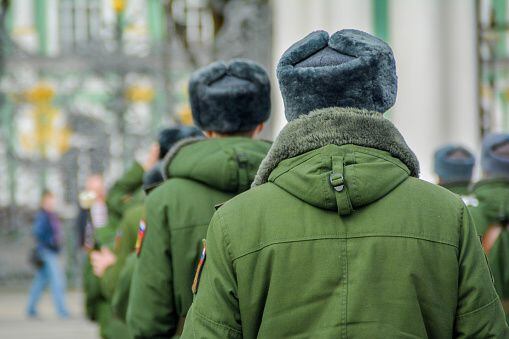 El Ejército ruso emprendió una ofensiva para que muchos jóvenes se sumen a las tropas para reemplazar a quienes han muerto o han resultado heridos en la invasión a Ucrania