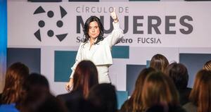 Durante el lanzamiento del Círculo de Mujeres SEMANA, Dinero y Fucsia, las asistentes compartieron con la reconocida conferencista Margarita Pasos, coach corporativa, quien les
brindó herramientas para mejorar sus competencias empresariales.