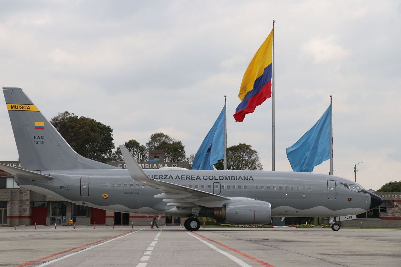 Este es uno de los dos Boing-737 que irá por colombianos atrapados en Israel.